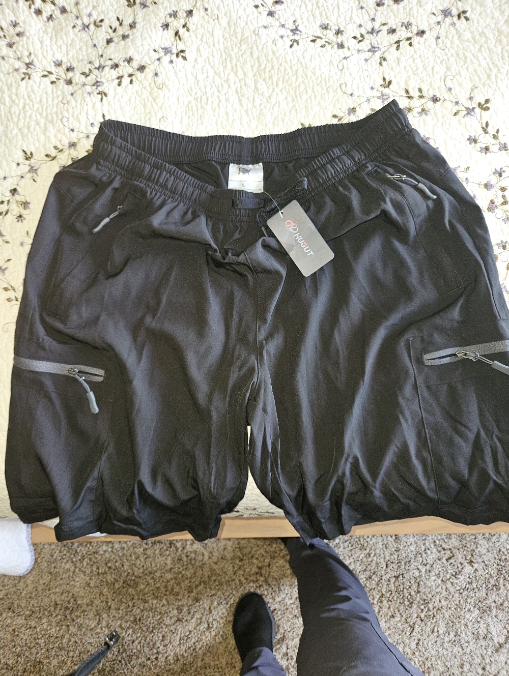 Men's Black Cargo Active Shorts - Unbranded